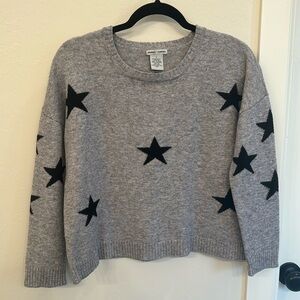 Sweet Romeo Crew Neck Star Pattern Gray/Black Sweater